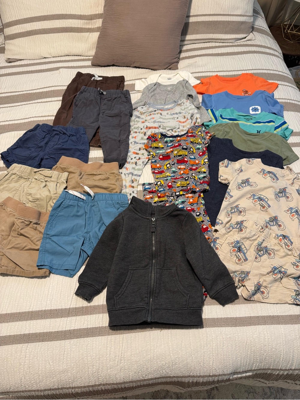 18 Pieces - NO STAINS: 18 Month Baby Clothes
